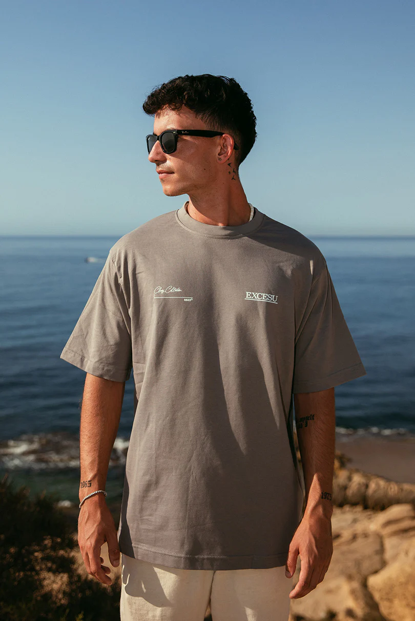 Horse Grey Oversized T-Shirt - Image 6
