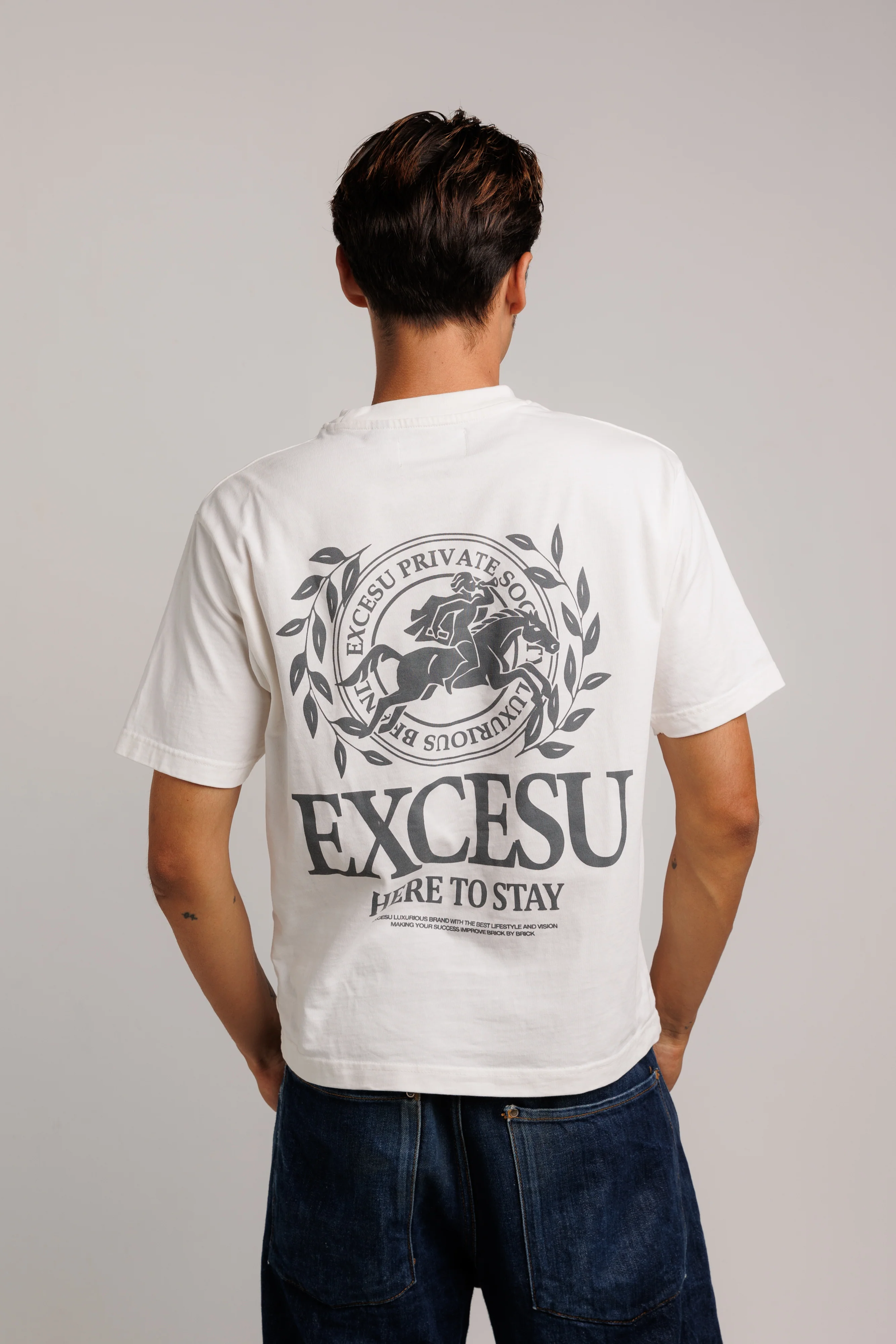 Horse Crown Off-White T-Shirt - Image 6