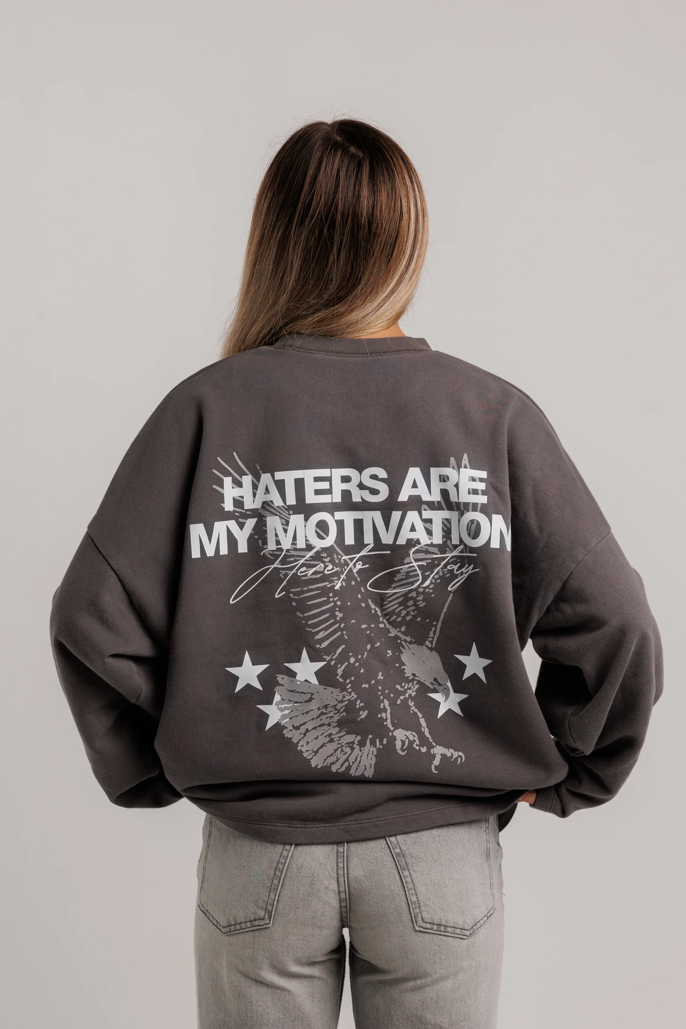 Crewneck Haters Motivation Dark Grey - Image 5